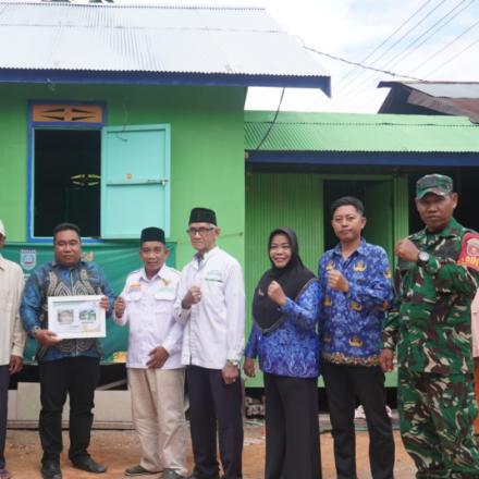 Pemdes Simpang Tiga dan Baznas Kabupaten Banjar Resmikan Program Bedah Rumah RTLH